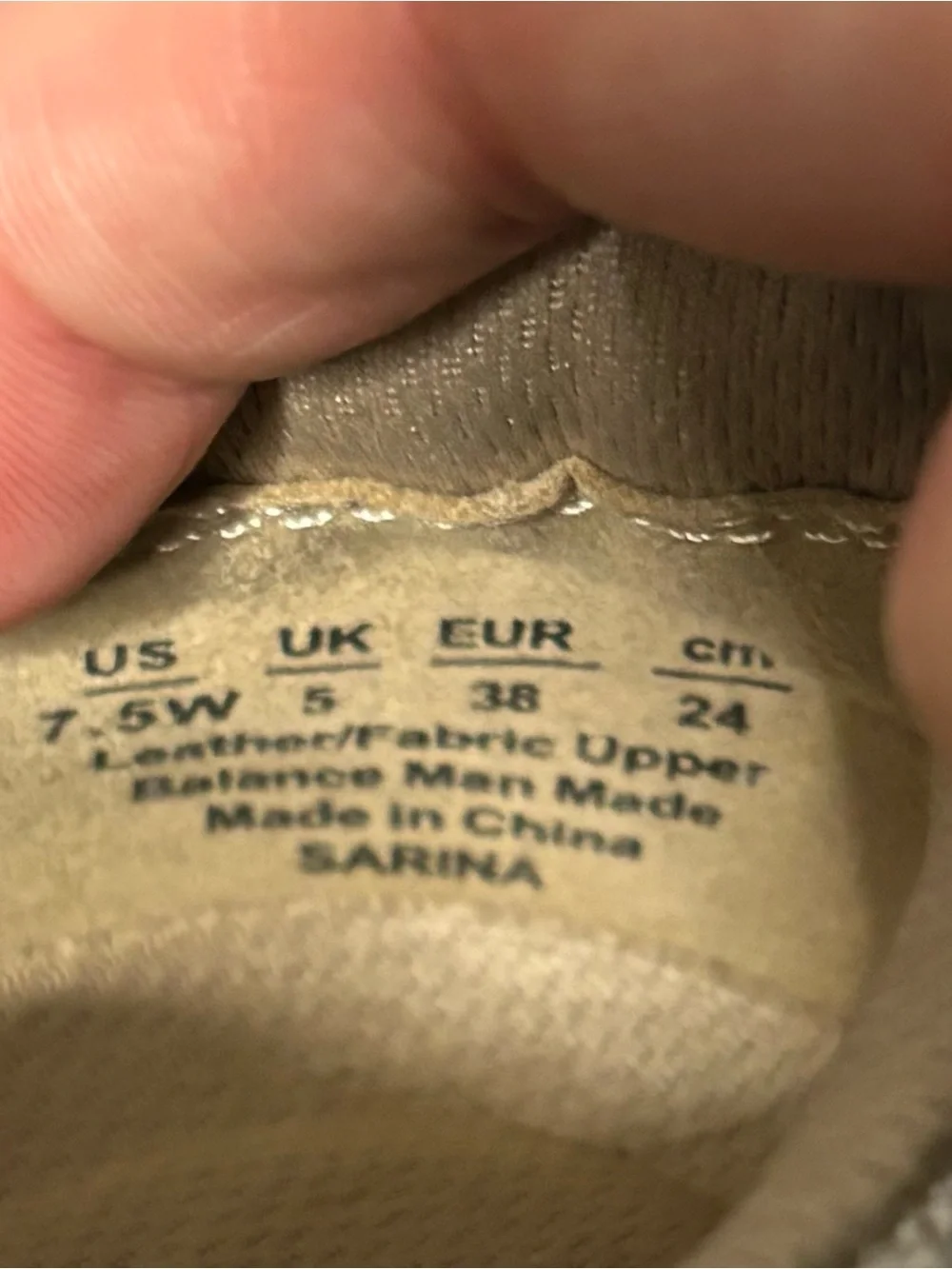 Women’s Casual Lace-Up Sneakers in Beige and Brown